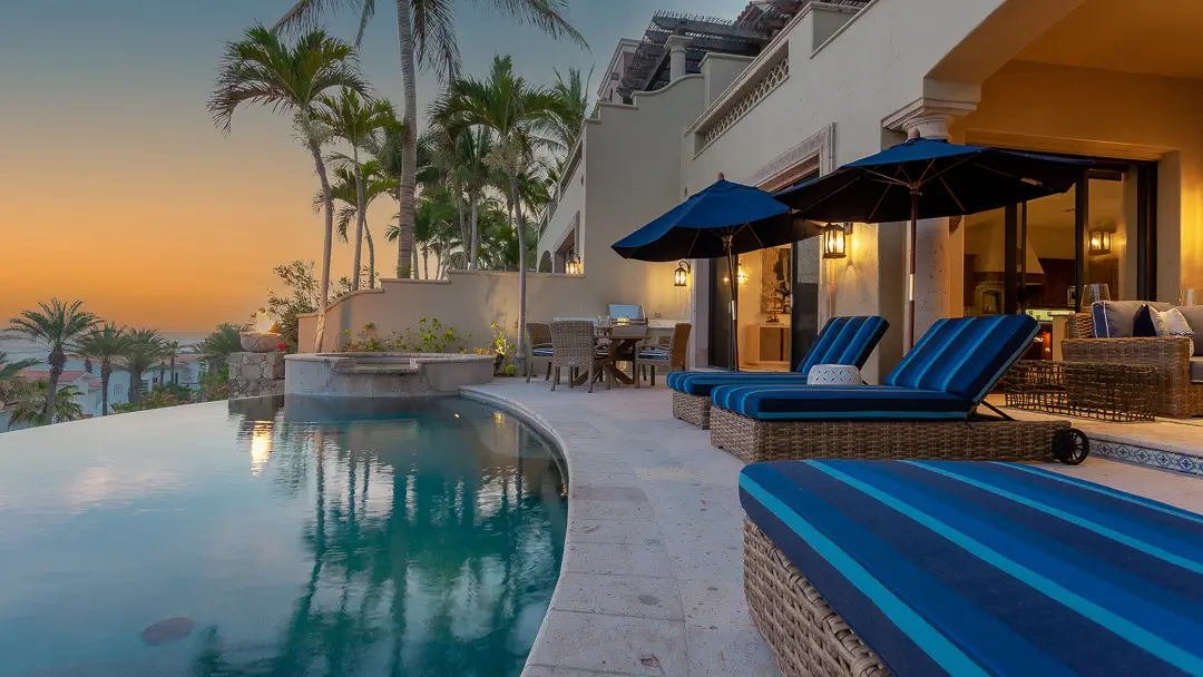 Luxury Real Estate in Villas Del Mar