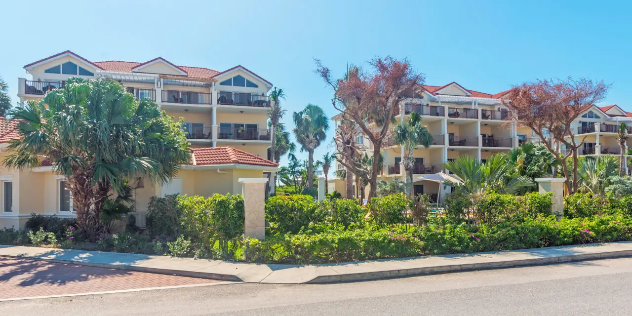 Real Estate in Villas Del Mar